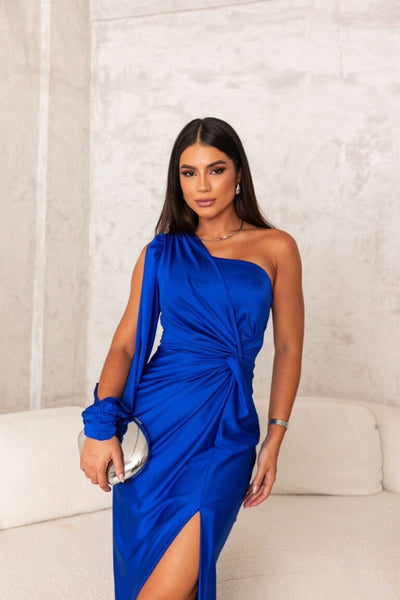 Becca - Chic Long Maxi Dress