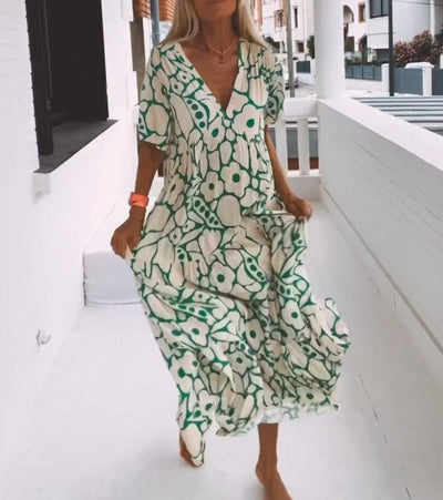 Juni™ | Ibiza-style dress with bohemian floral print