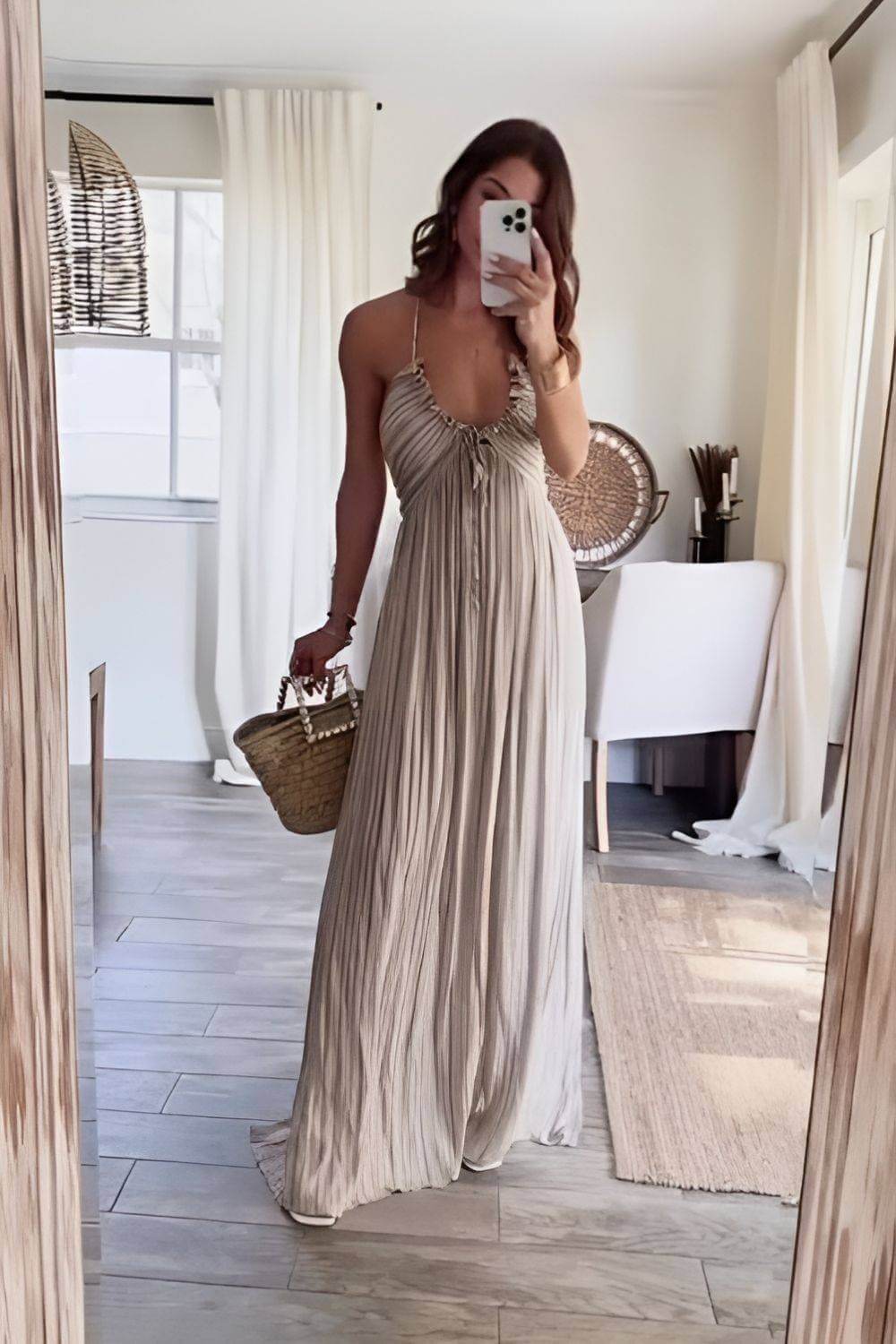 Lanie - Elegant Pleated Maxi Gown